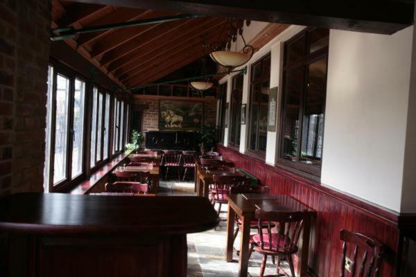 The Plough Inn ポックリントン エクステリア 写真